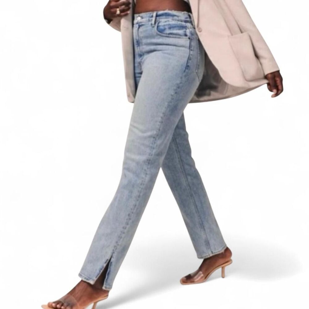 Abercrombie Ultra High Rise 90s Straight Jeans - Size 29 / 8 Regular